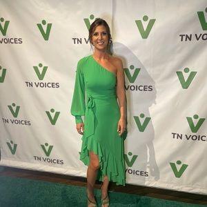 Belle by Badgley Mishcka dress size 2